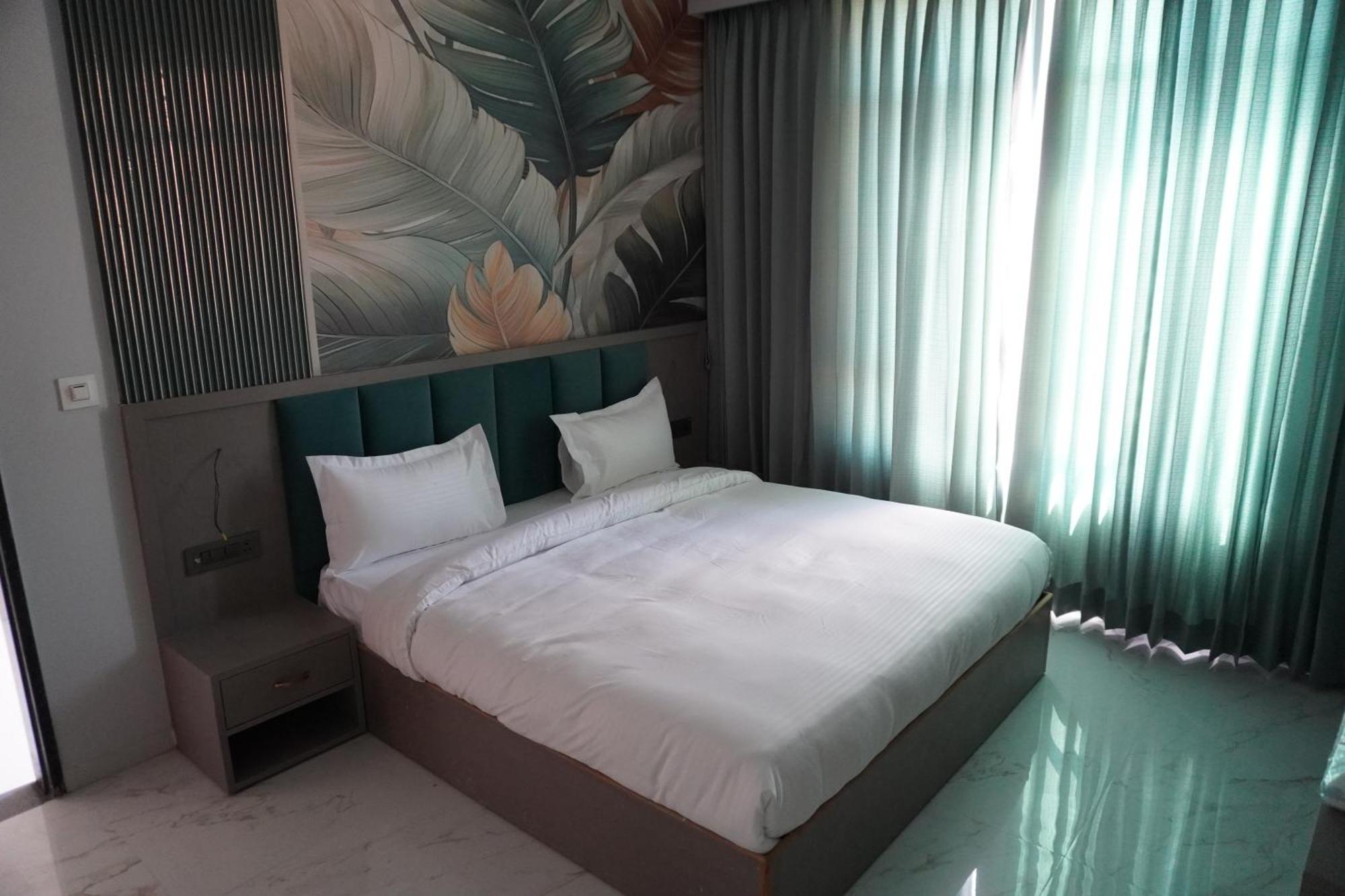 Hotel Heera Palace Khatu Экстерьер фото