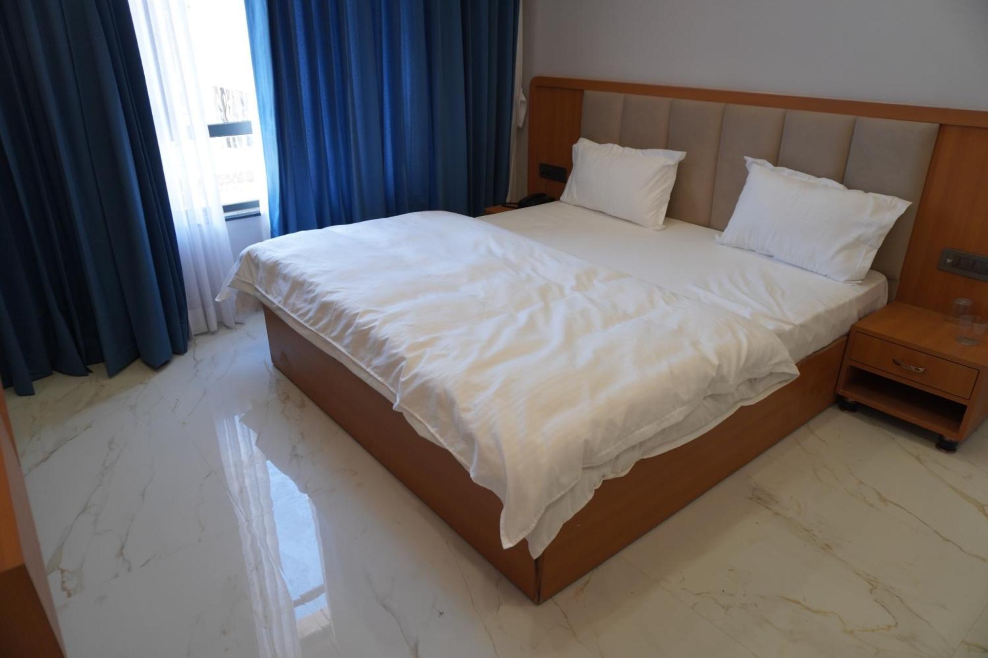 Hotel Heera Palace Khatu Экстерьер фото